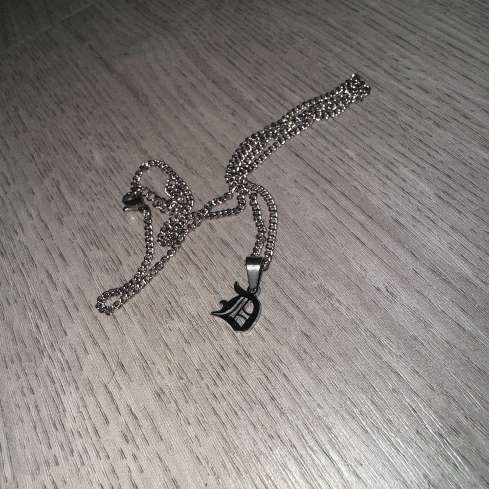 Silver chain
